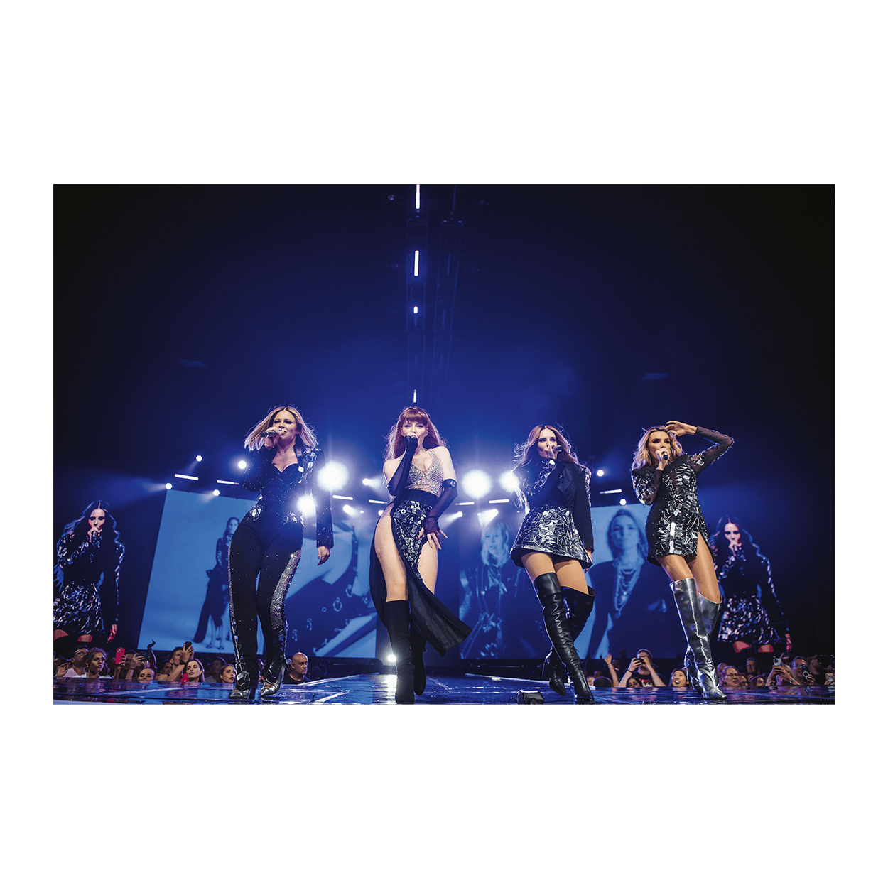 The Girls Aloud Show: Deluxe Edition Boxset - Image 3