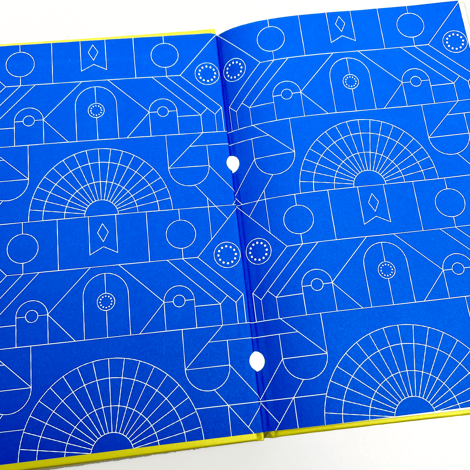Spaceships Over Glasgow: Limited Deluxe Signed Edition Hardback Book - Image 5